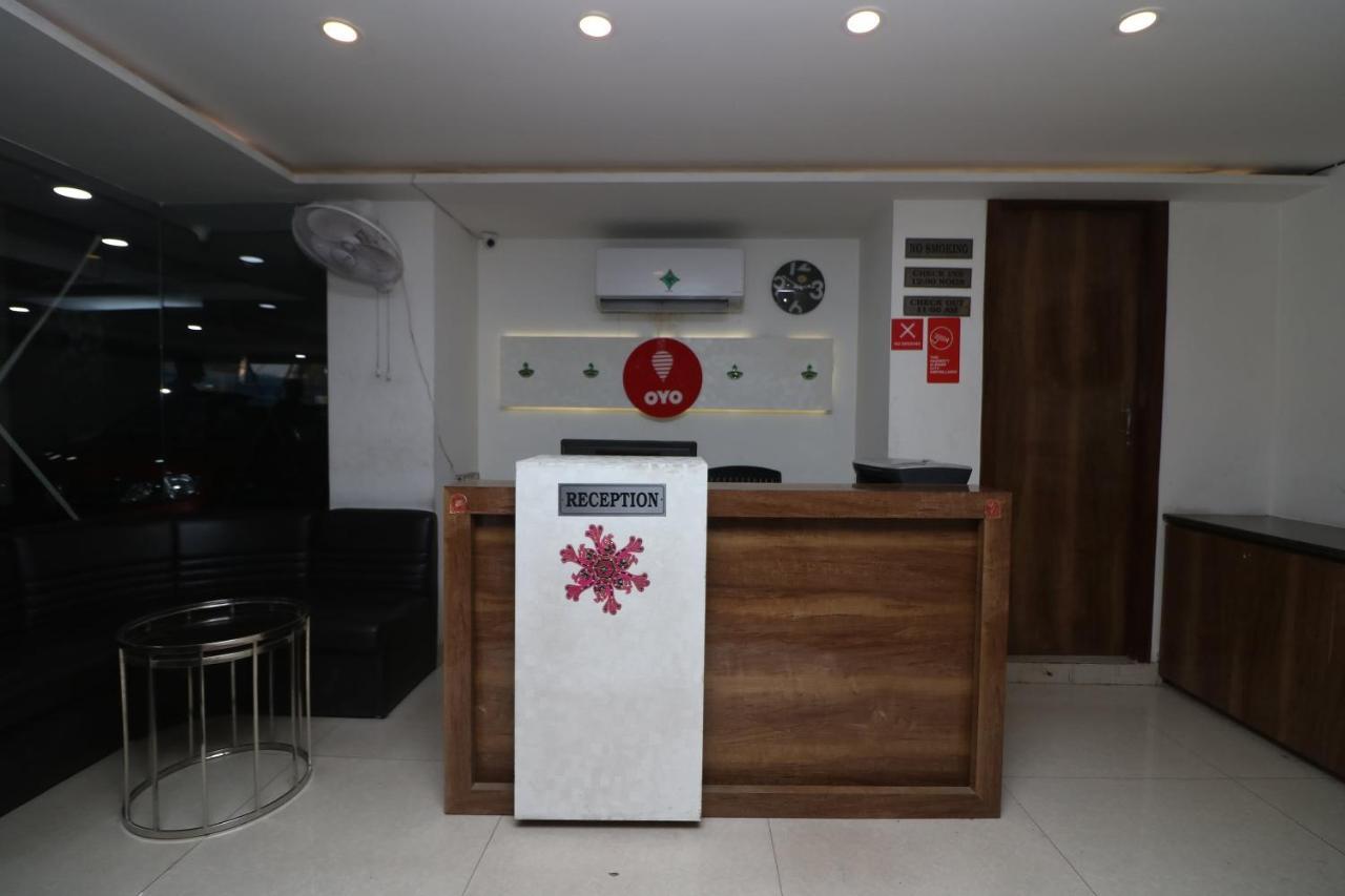 Oyo 9999 Hotel La Wisteria Delhi  Ngoại thất bức ảnh