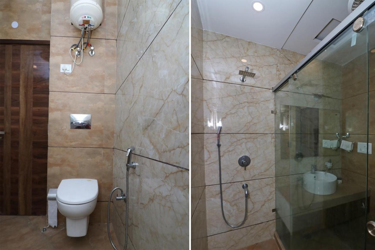 Oyo 9999 Hotel La Wisteria Delhi  Ngoại thất bức ảnh